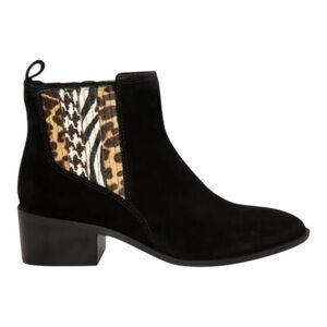 Crown Vintage Black Mixed-Animal-Prints Tolana Chelsea Boots. Size 9.5.